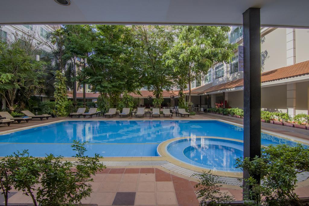 Angkor Riviera Hotel Siem Reap Extérieur photo
