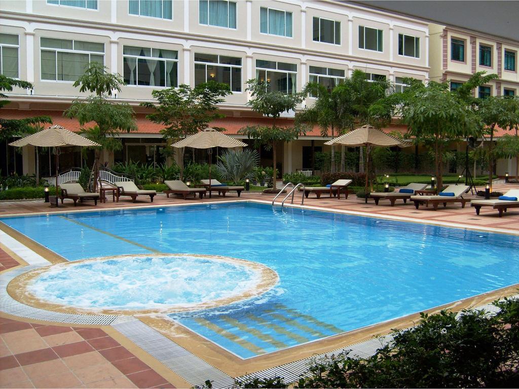 Angkor Riviera Hotel Siem Reap Extérieur photo