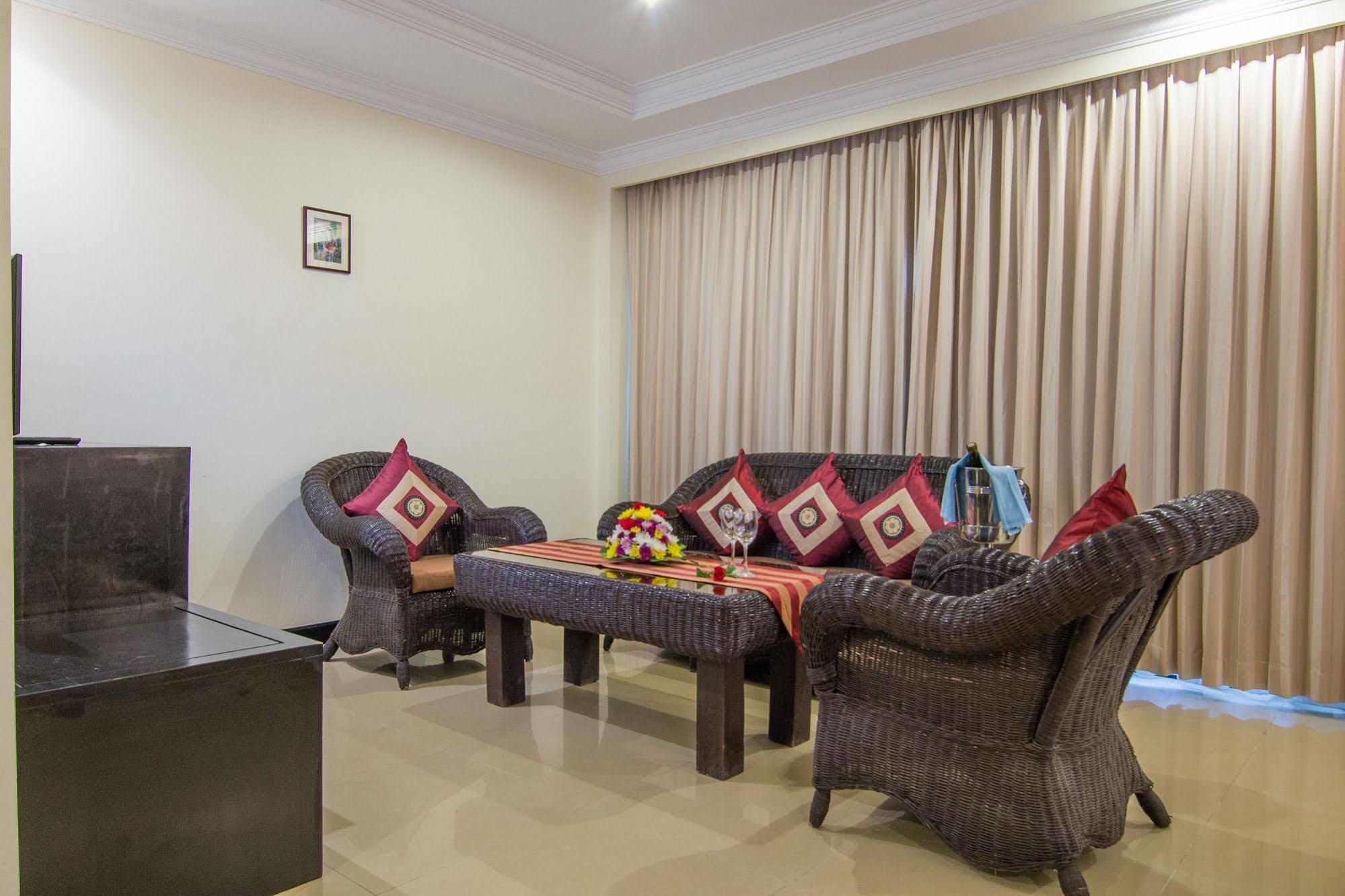 Angkor Riviera Hotel Siem Reap Extérieur photo