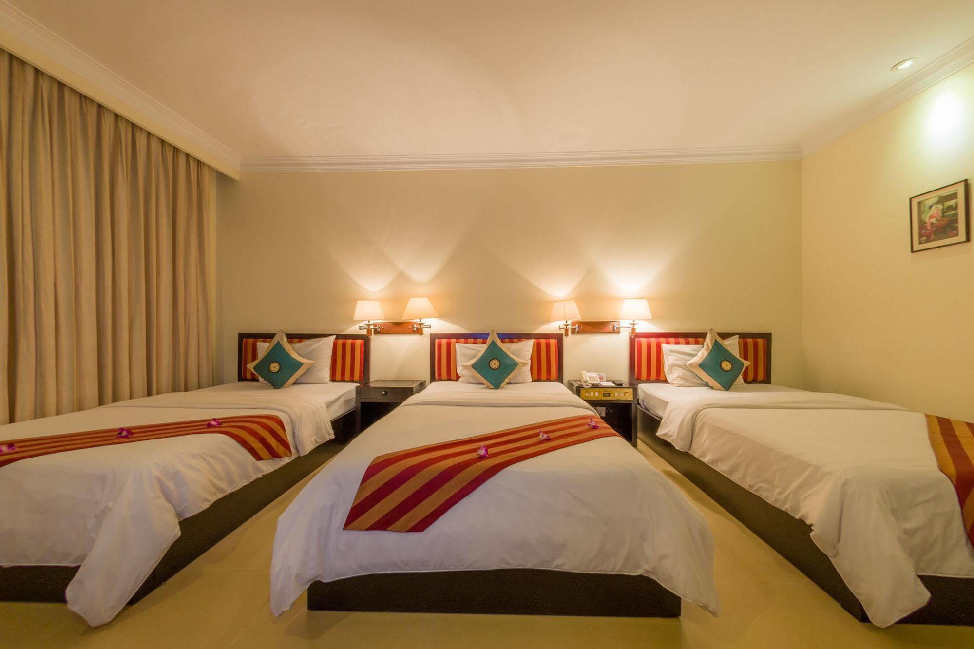 Angkor Riviera Hotel Siem Reap Extérieur photo