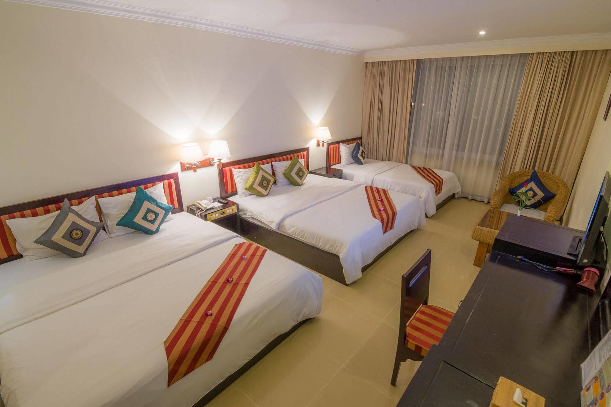 Angkor Riviera Hotel Siem Reap Extérieur photo