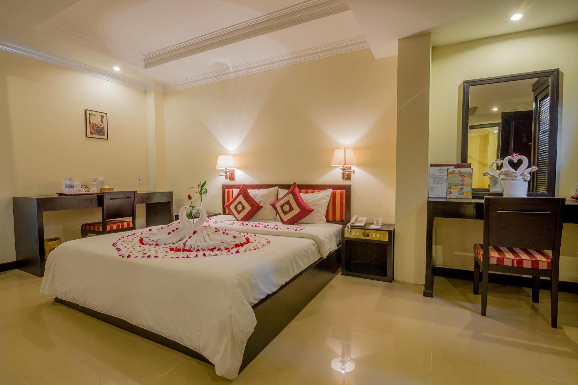Angkor Riviera Hotel Siem Reap Extérieur photo