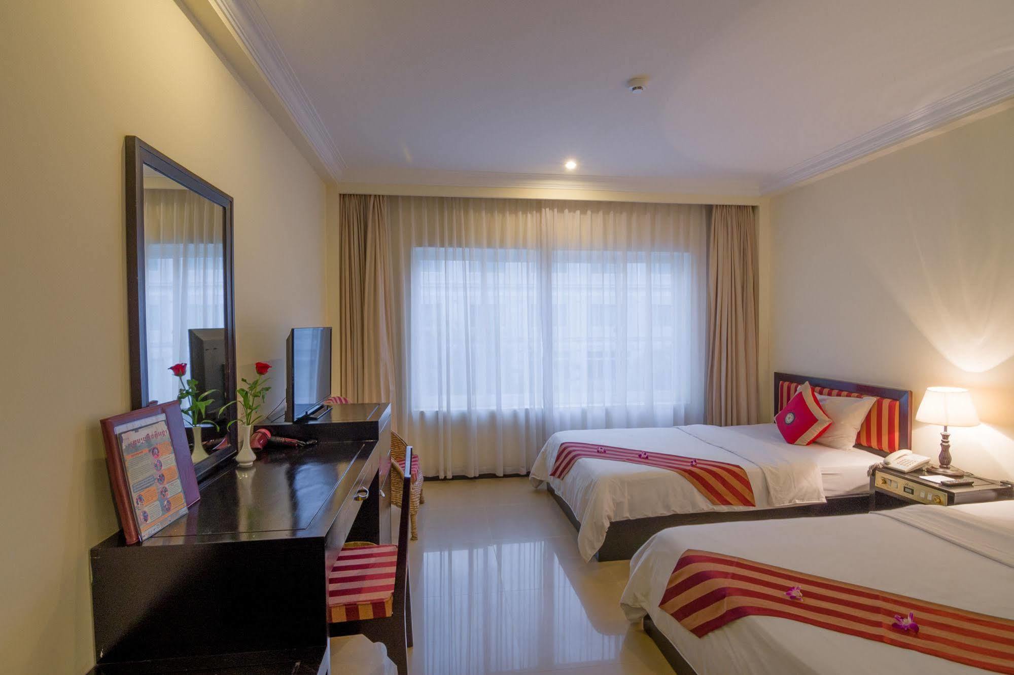 Angkor Riviera Hotel Siem Reap Extérieur photo
