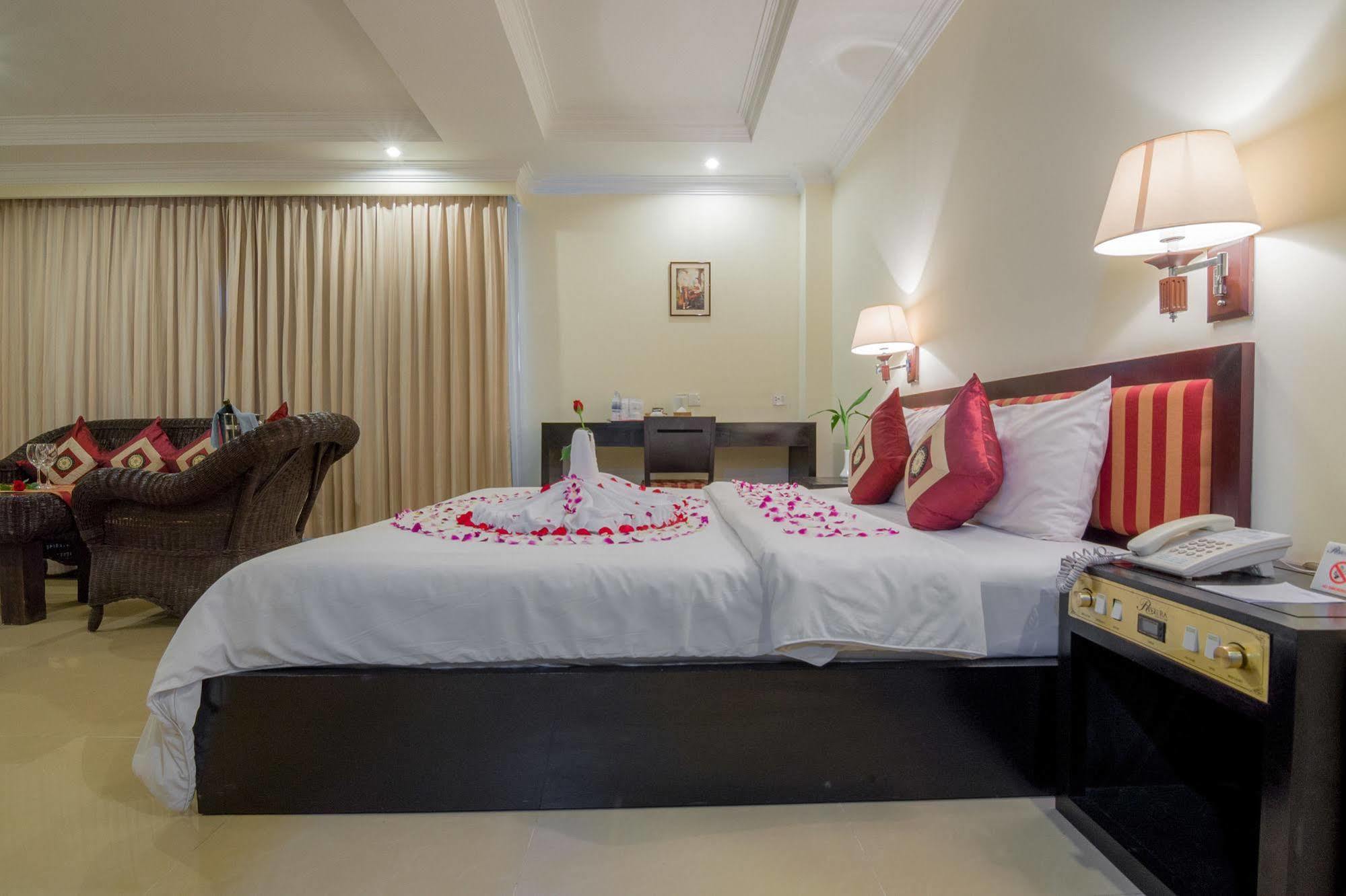 Angkor Riviera Hotel Siem Reap Extérieur photo